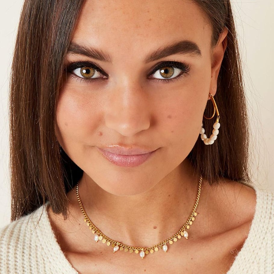 French Riviera | Luna Pearl – makeanvedenhelmikaulakoru kirurginteräksestä