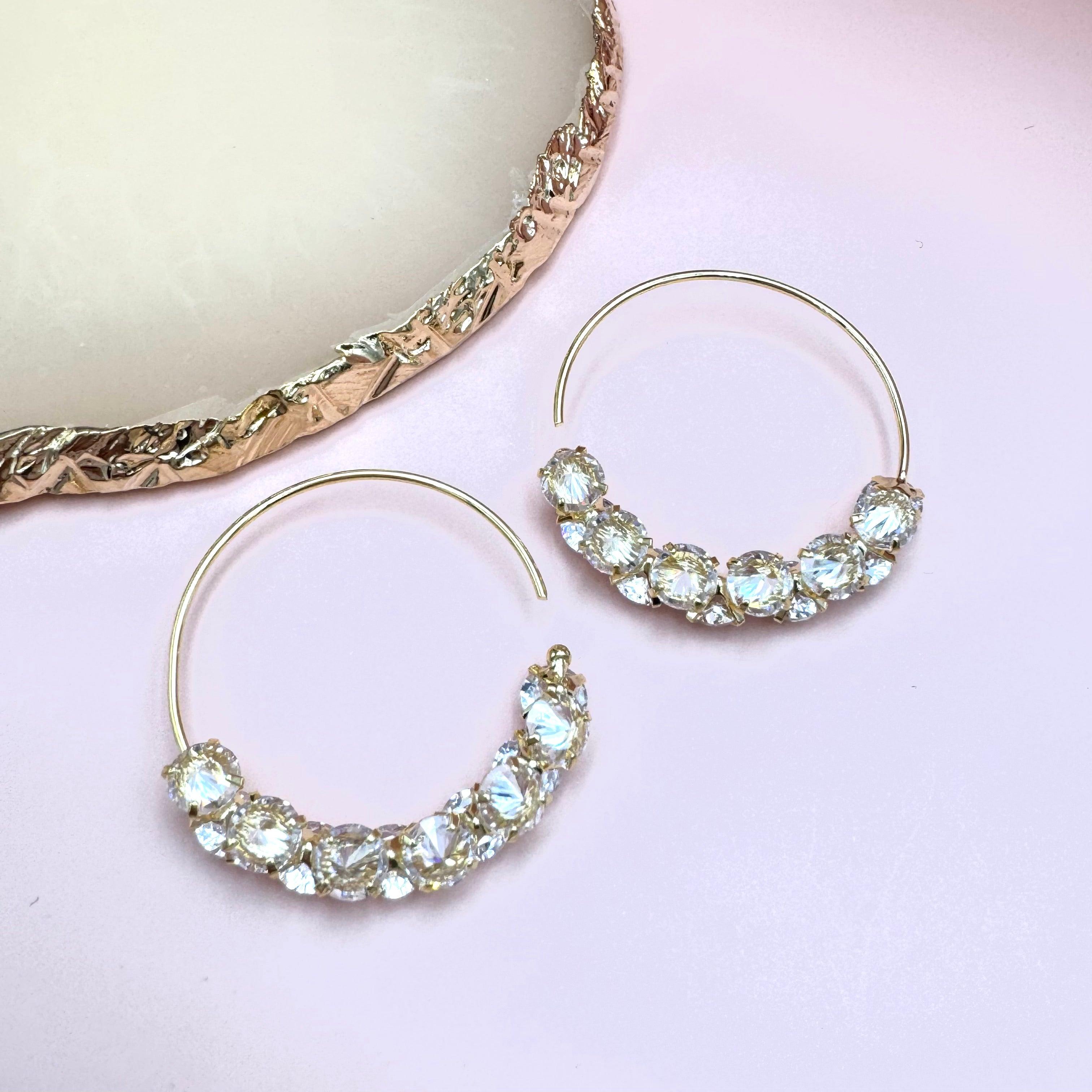 FRENCH RIVIERA | Lara Earrings -kirkkaat juhlakorvakorut (kulta)
