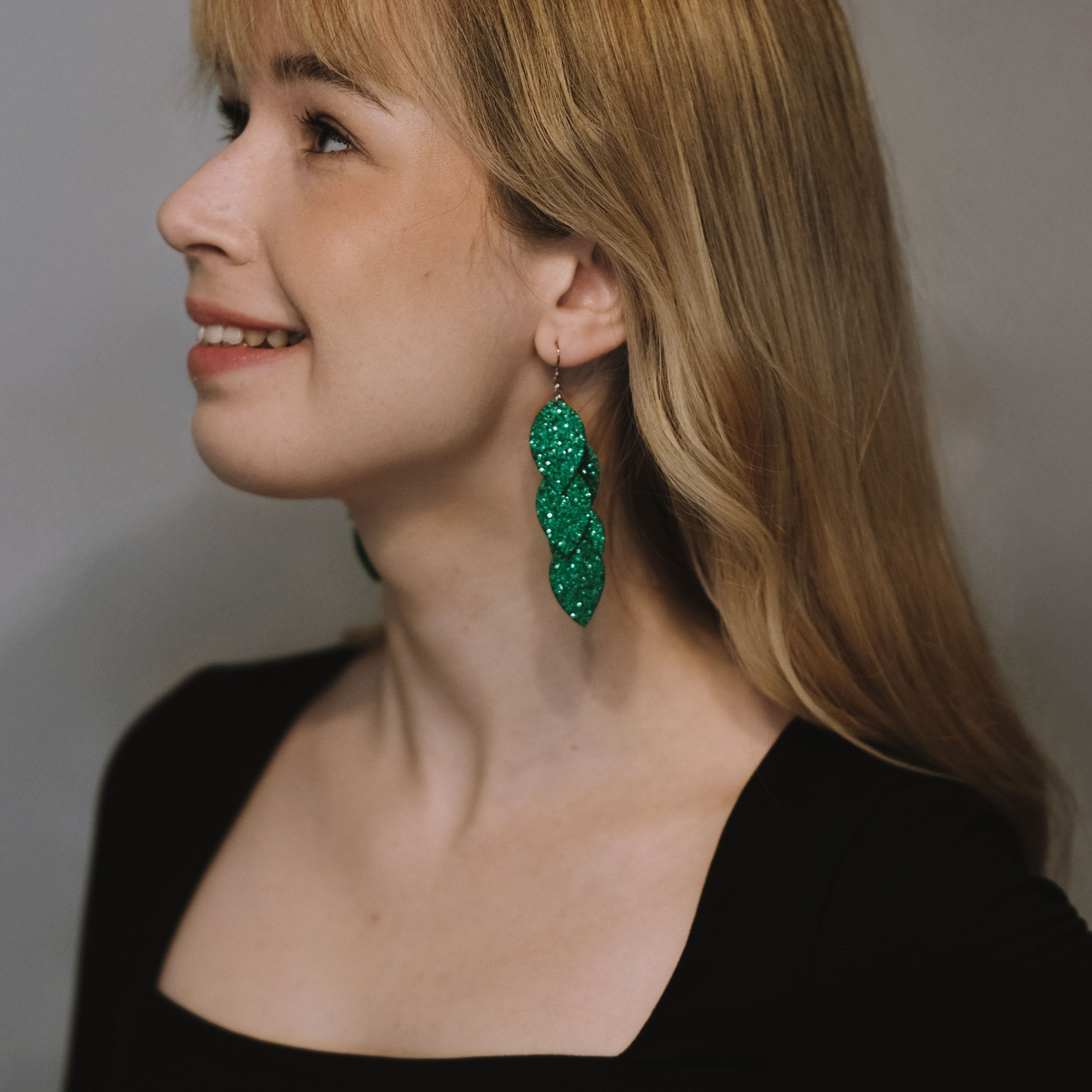 LEMPI earrings, Little Grain (cinnamon brown)