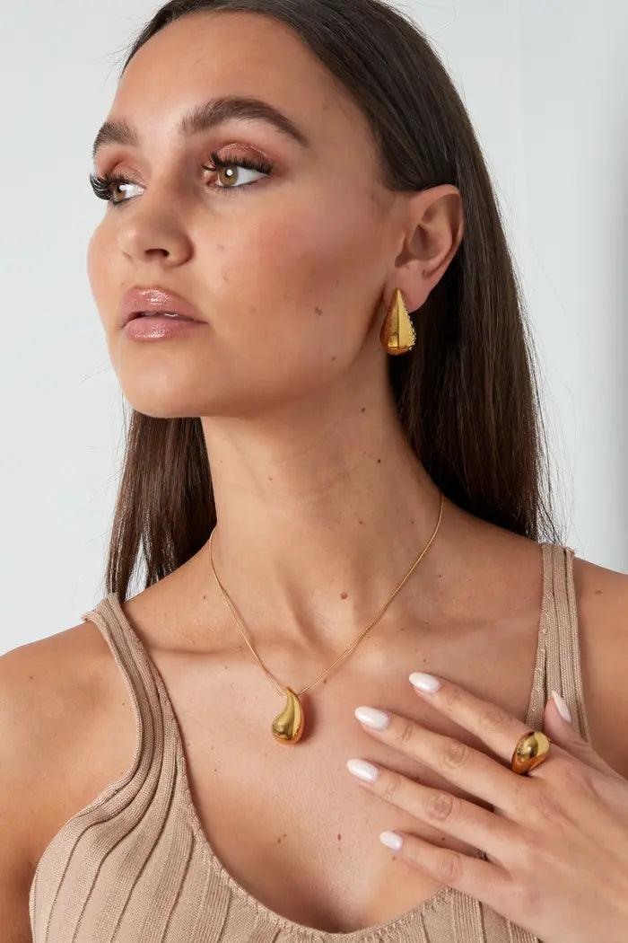 Teardrop surgical steel necklace Jewelry store Romeo & Julia