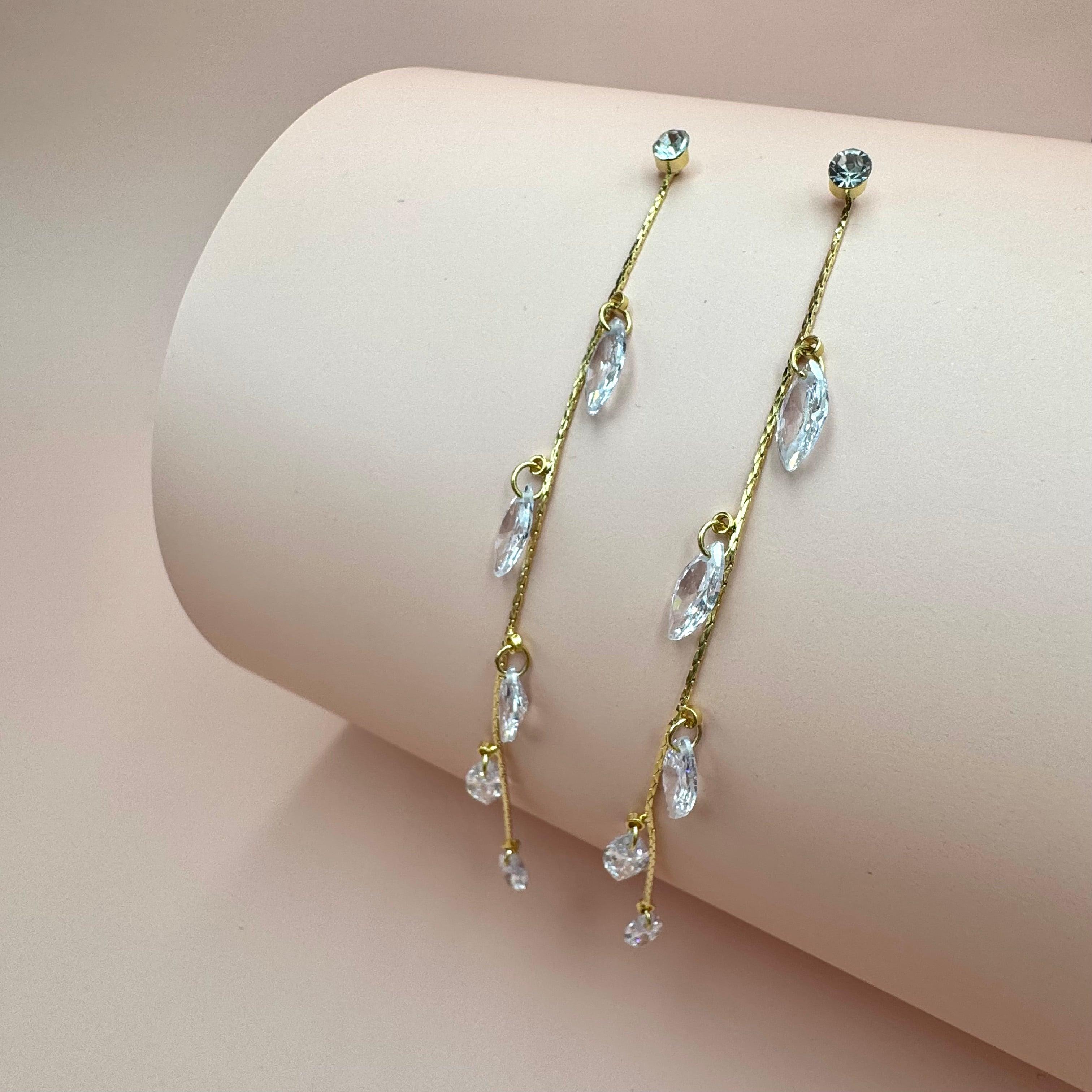 FRENCH RIVIERA | Julie Earrings -kirkkaat juhlakorvakorut