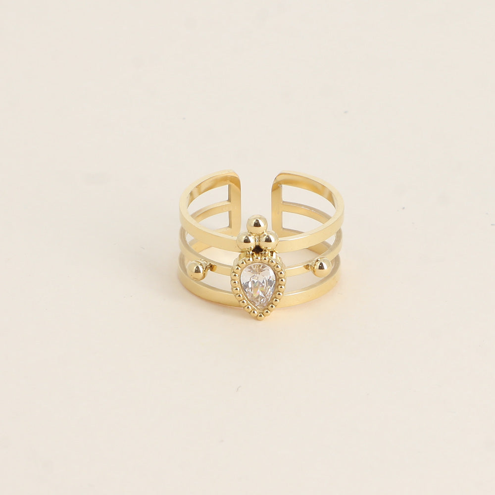 ohm Paris Eloane kirkas pisarakristallisormus kulta.