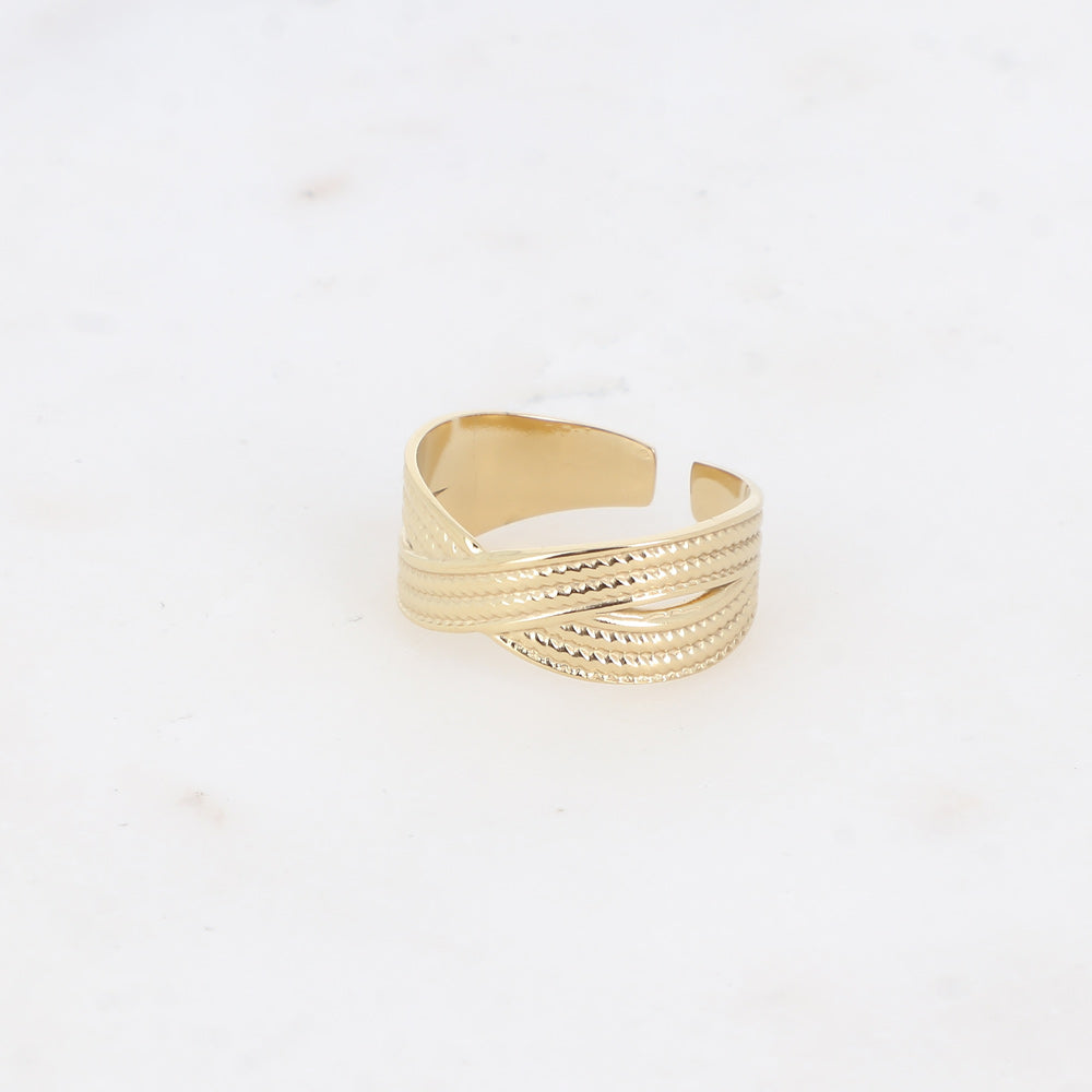 Bohm Paris Elira sormus ristiin kietoutuvalla muotoilulla.