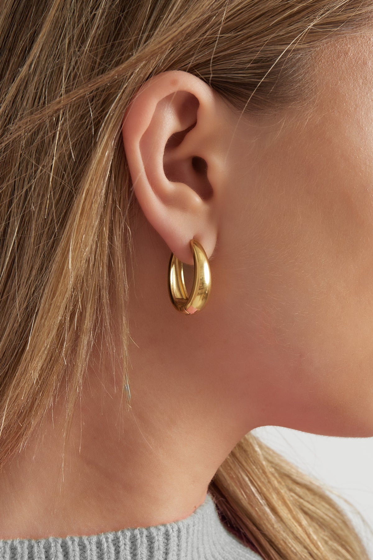 FRENCH RIVIERA | Scarlett wide gold-colored surgical steel rings