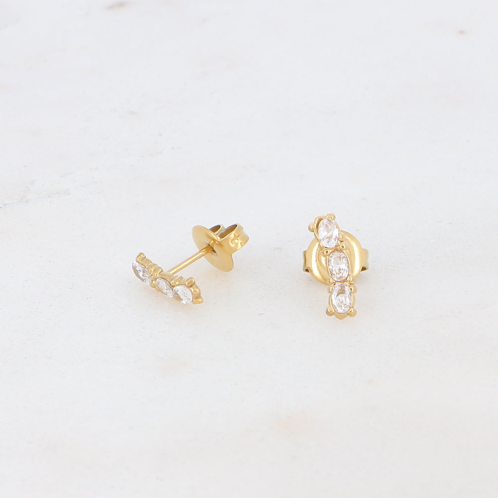 BOHM PARIS Erica korvakorut kultaisena lähikuvassa