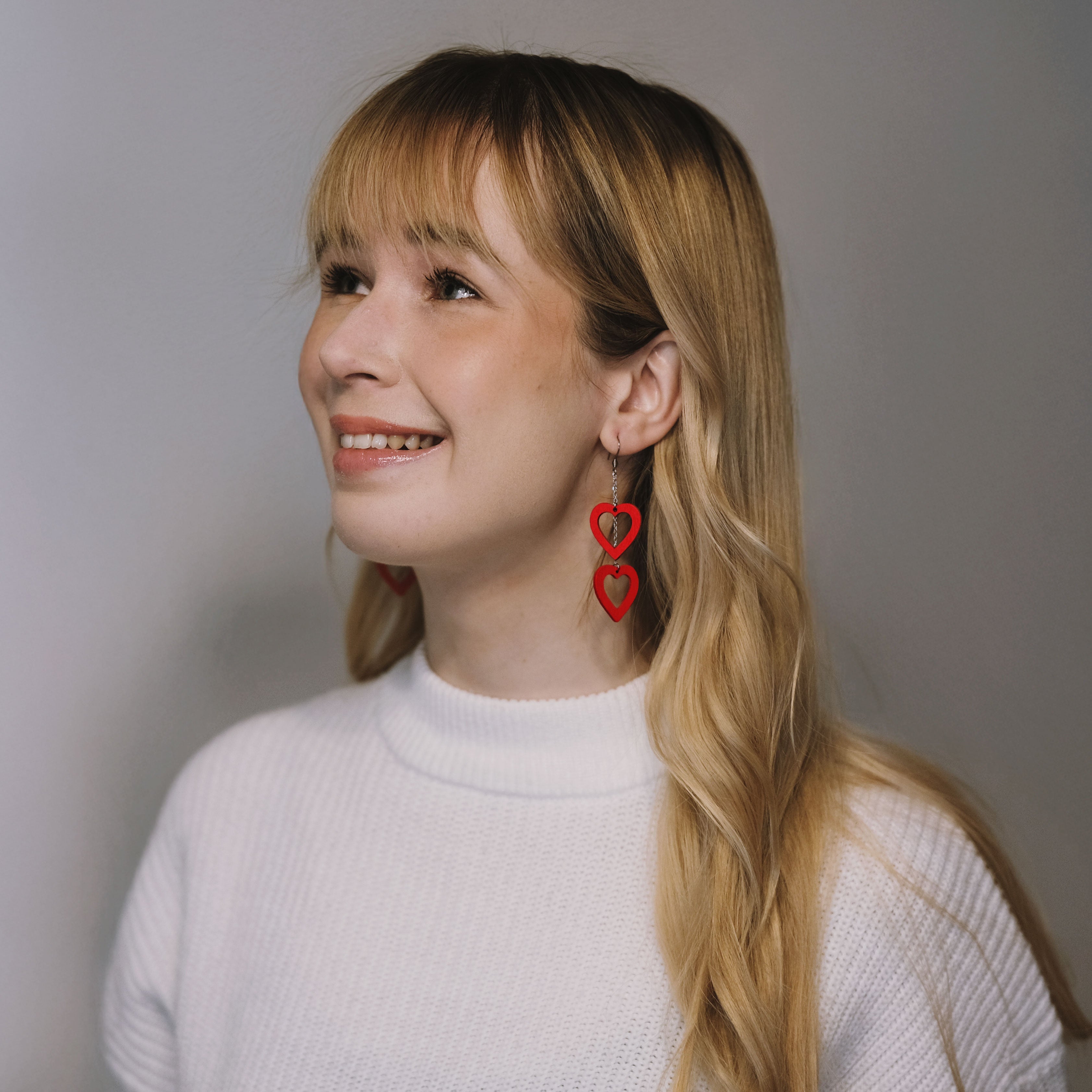 Onnensydän – puiset punaiset sydänkorvakorut