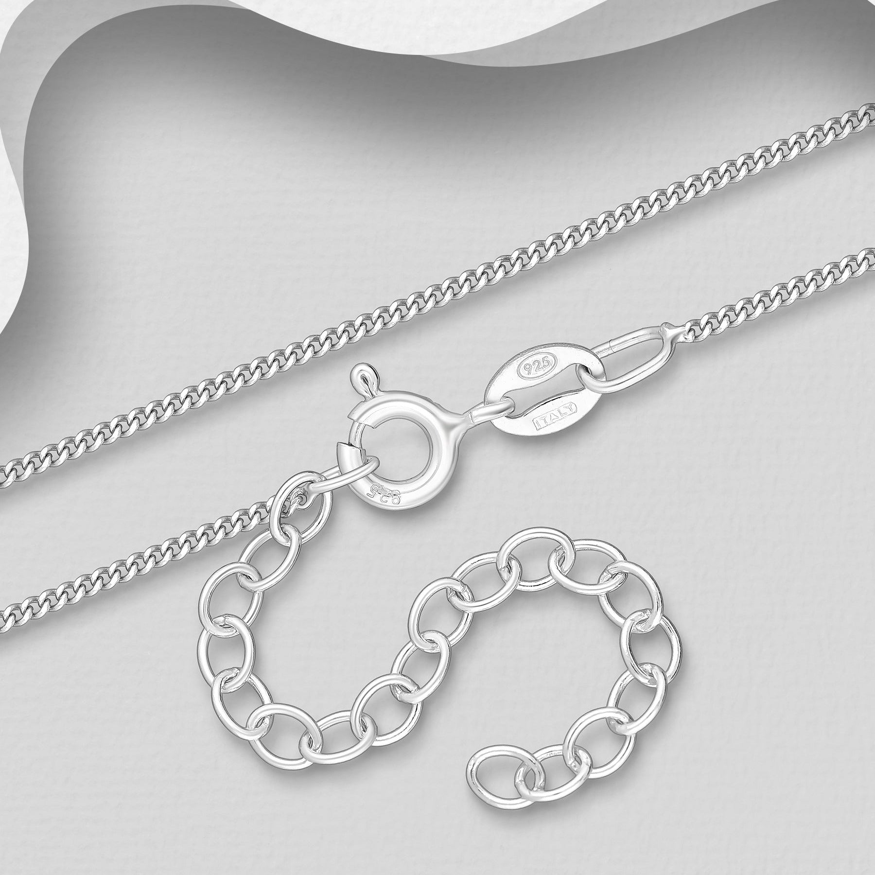 Nove hopeaketju eri pituuksilla – moderni siro ketju.