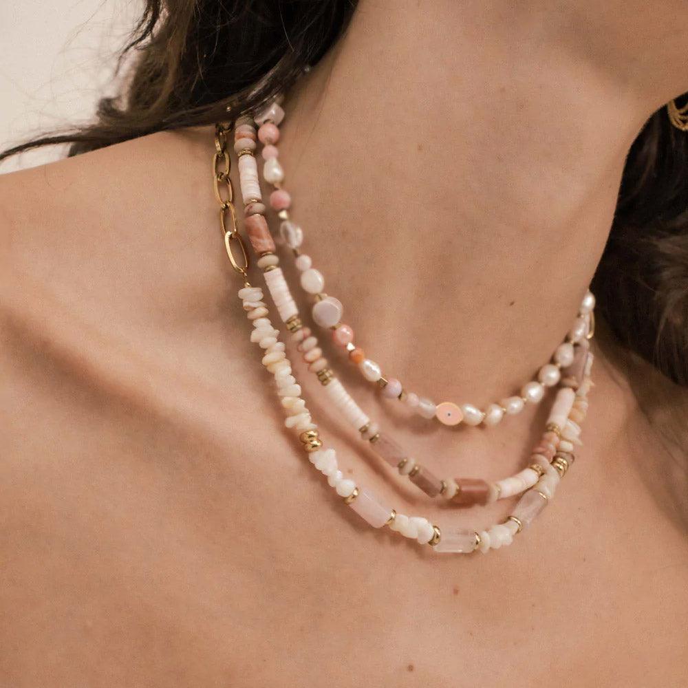 BOHM PARIS | Collier Ambérine -tummanvihreä kivikaulakoru